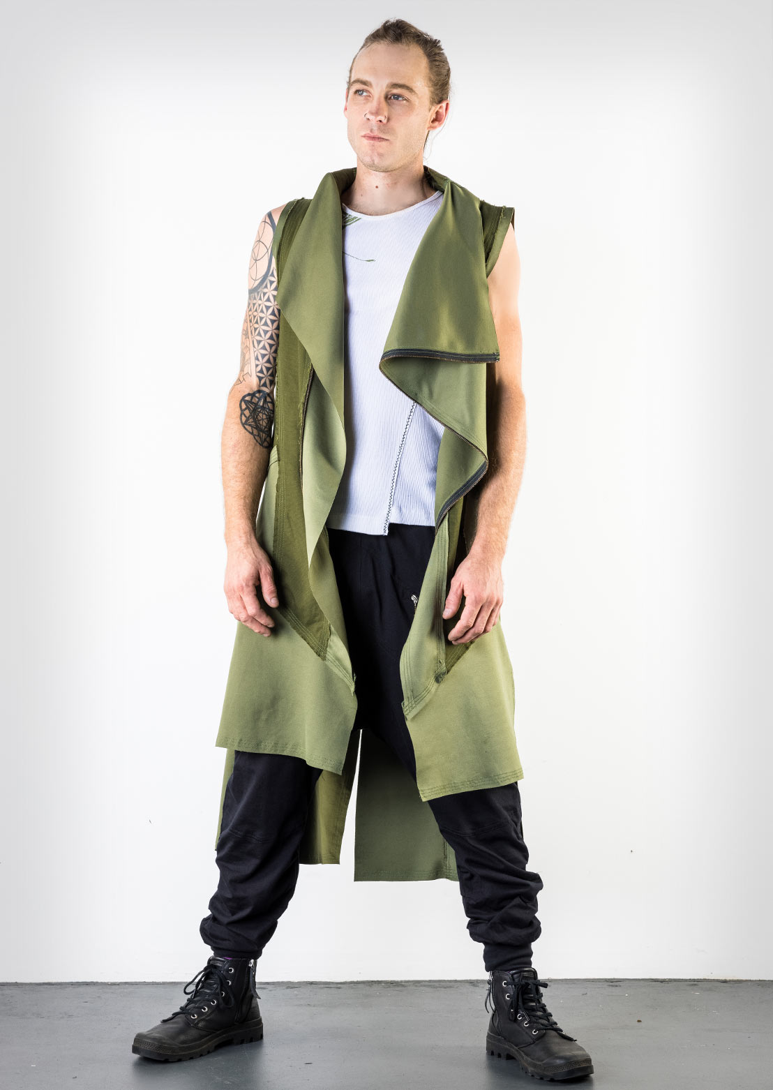 Matrix vest