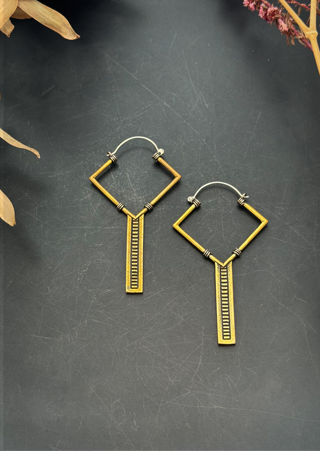 Axis earrings