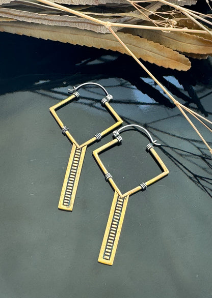 Axis earrings