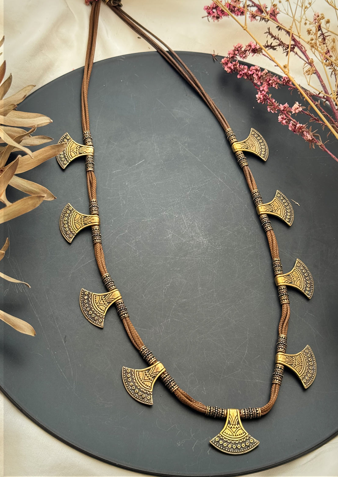 Feni necklace