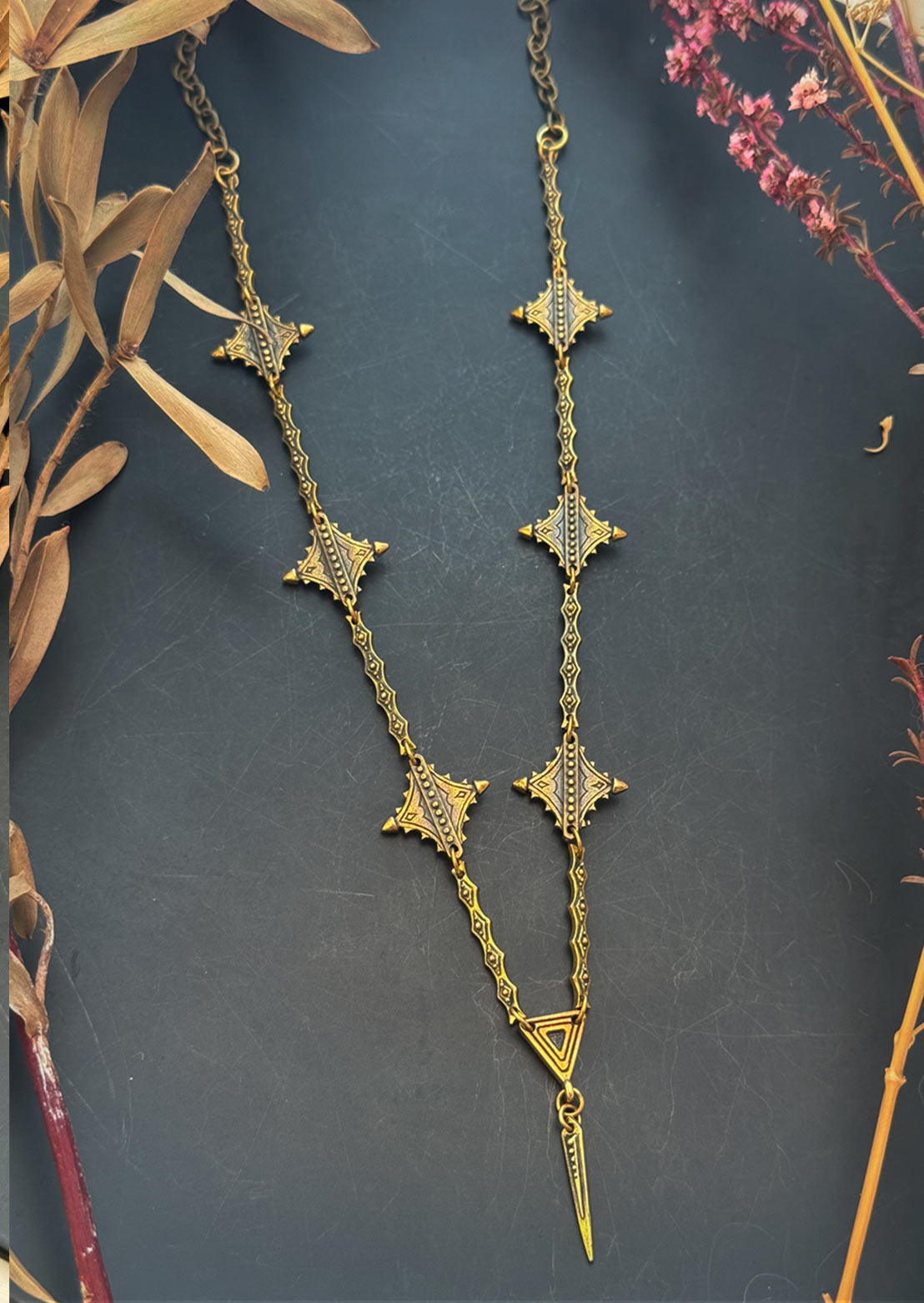 Kite necklace