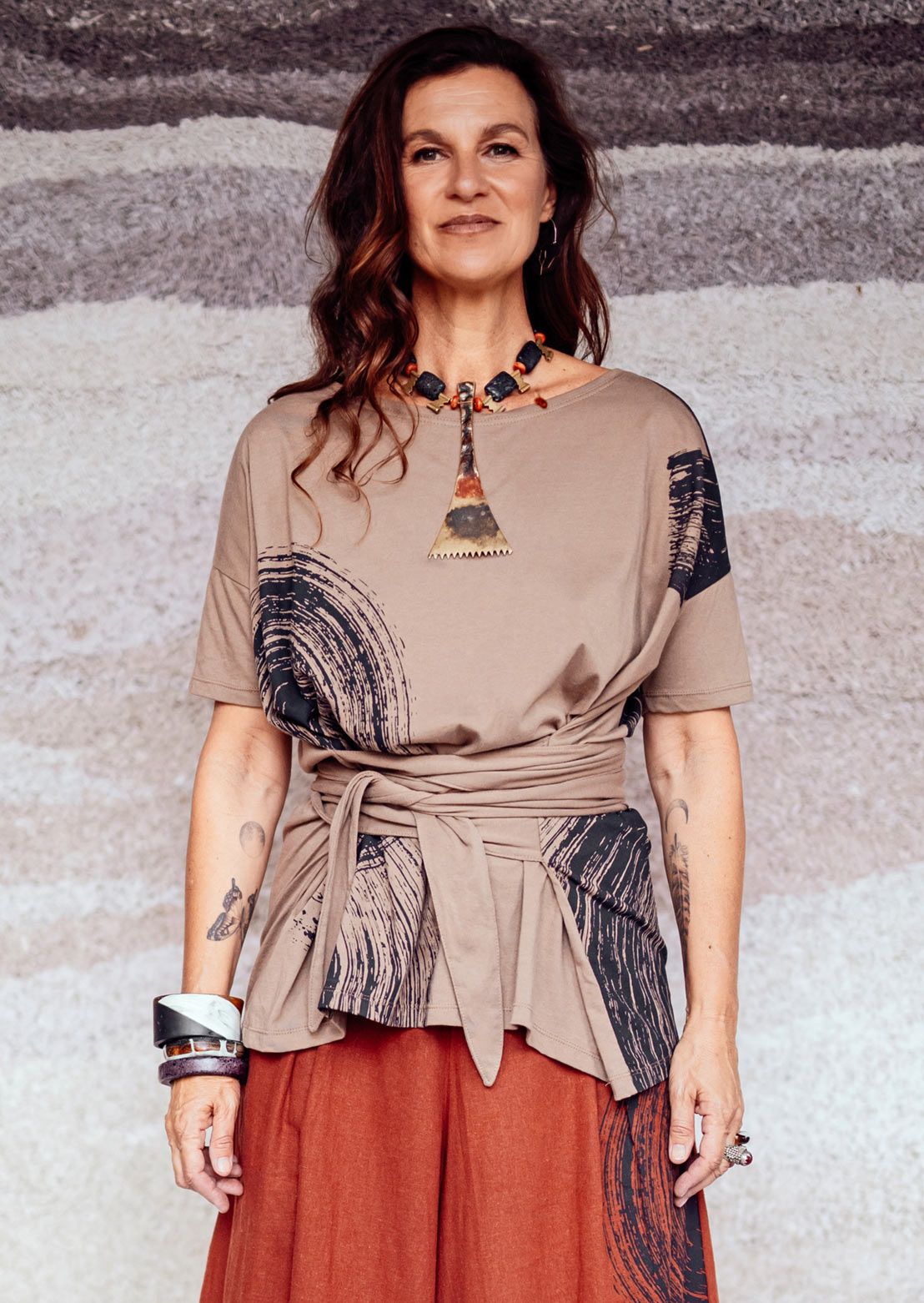 Nami wrap tee Brush stroke