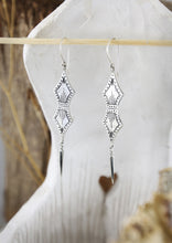 Load image into Gallery viewer, Primal Link Earrings
