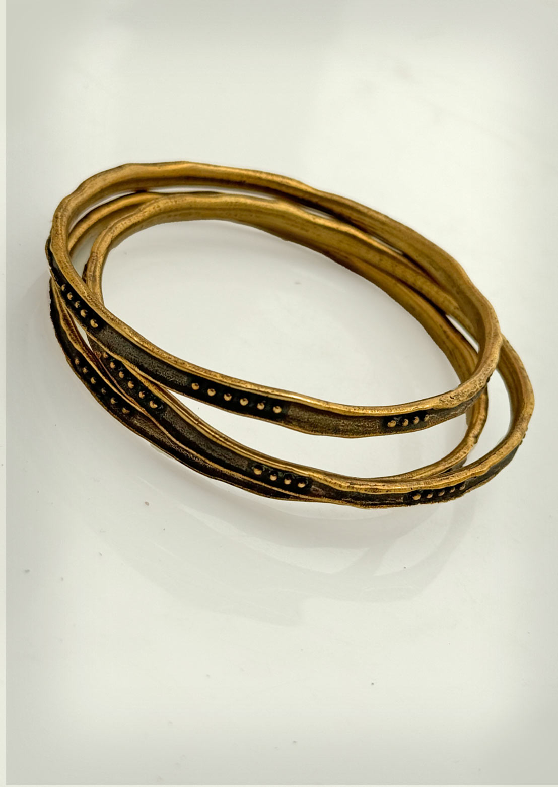 Trace bangles