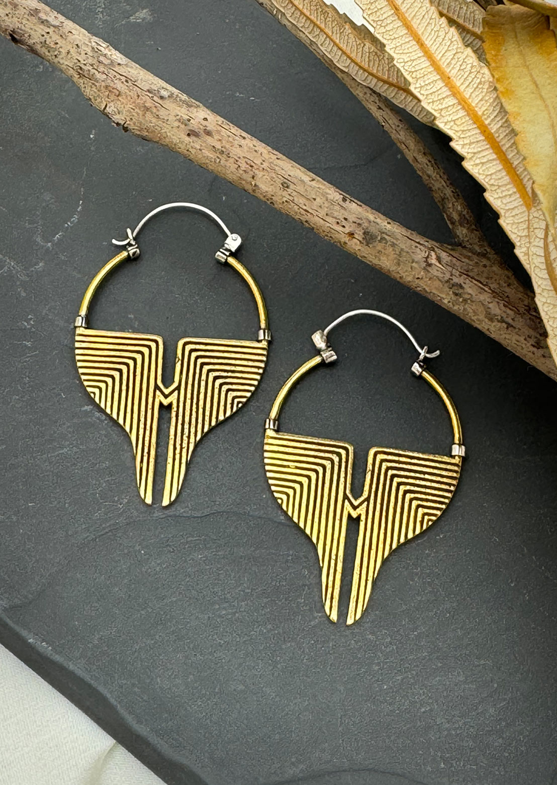 Trace earrings