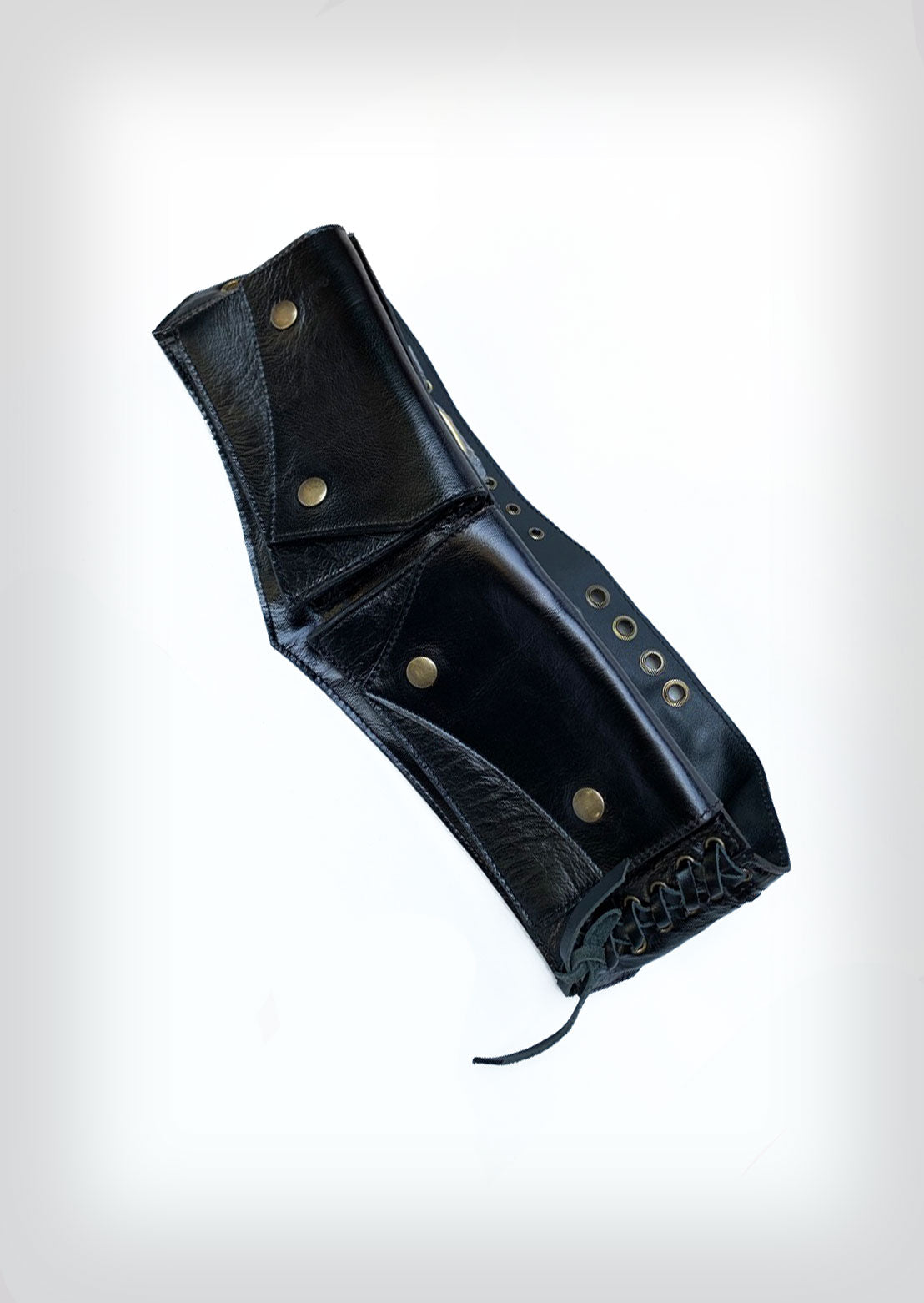 Load image into Gallery viewer, Aligned leather pocket belt
