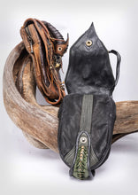 Load image into Gallery viewer, Eagle leather pouch
