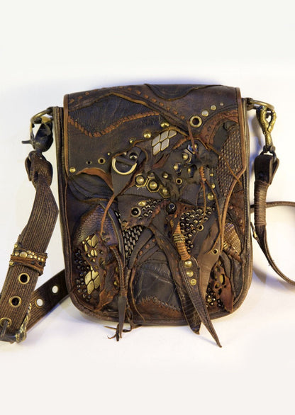 Claw leather bag