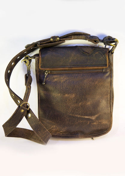 Claw leather bag