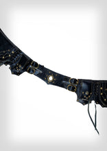Load image into Gallery viewer, Ornamental pocket belt
