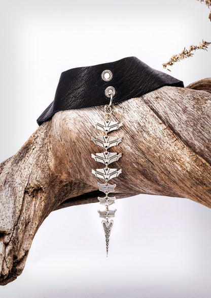 Spine choker