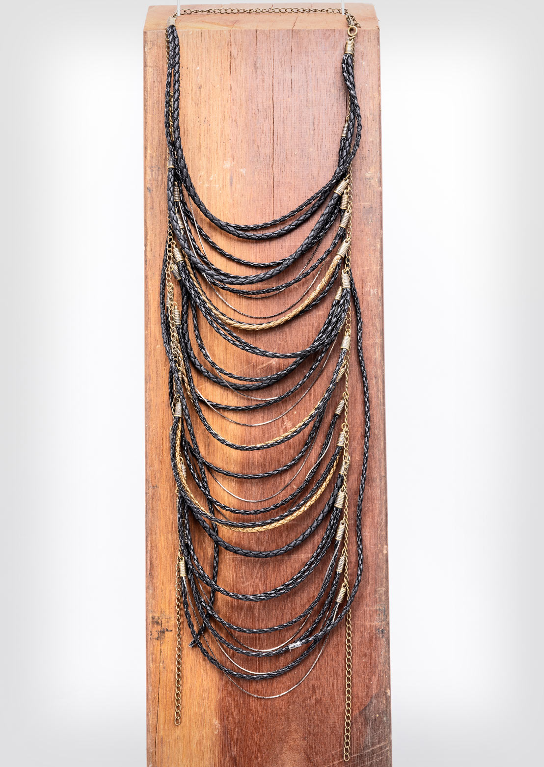 Tracks necklace