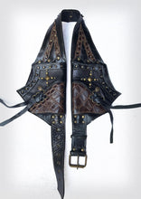 Load image into Gallery viewer, Leather skin pocket belt
